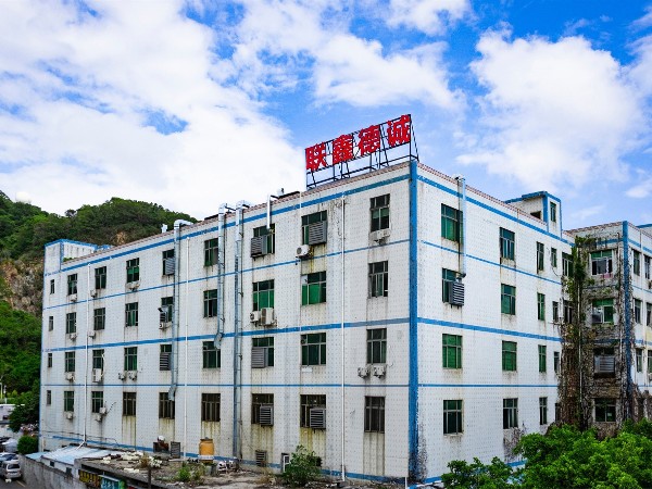 磁吸數據線廠家，聯鑫德誠數據線定制OEM工廠